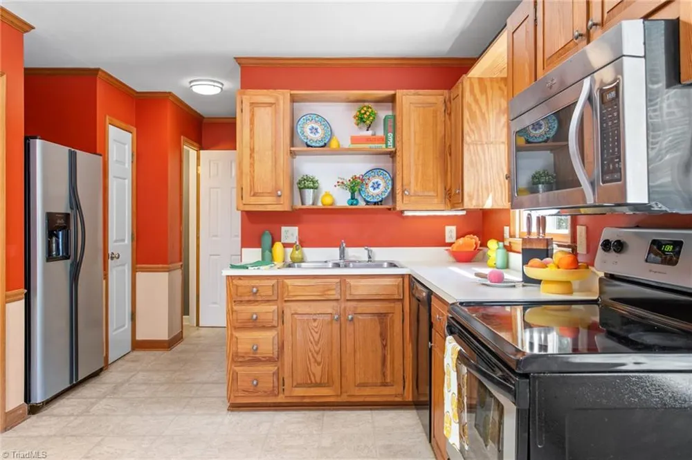 609 Central Avenue Burlington, NC 27215