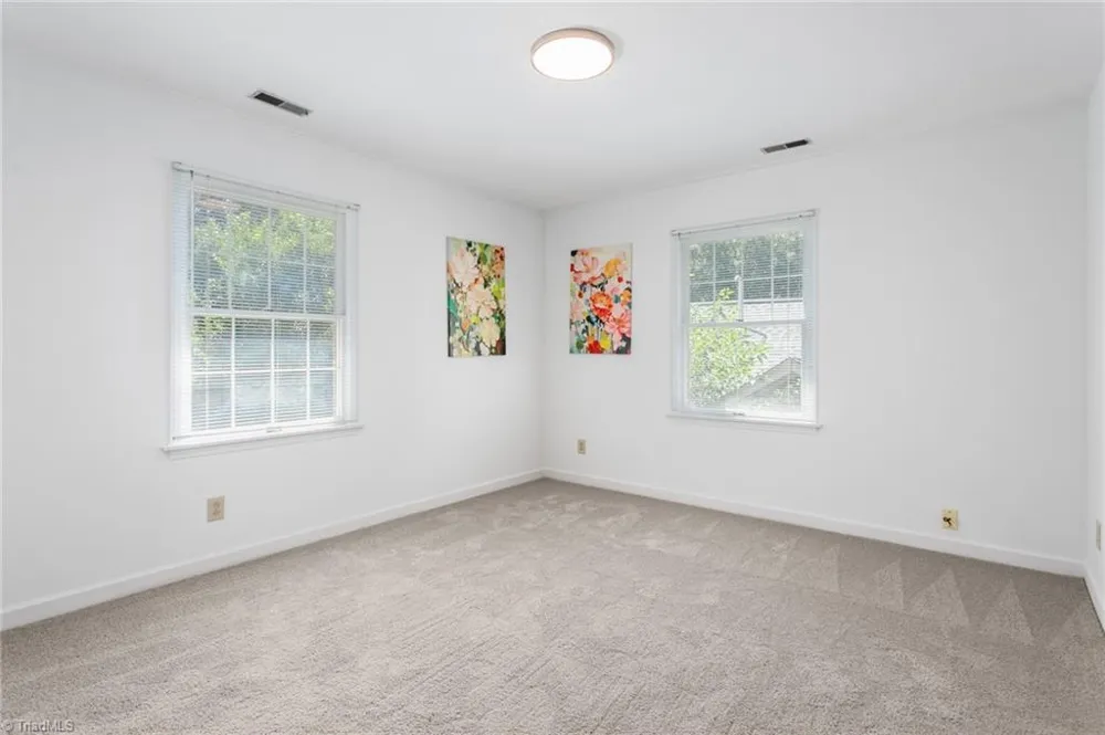 609 Central Avenue Burlington, NC 27215