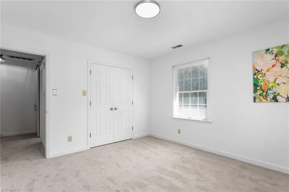 609 Central Avenue Burlington, NC 27215