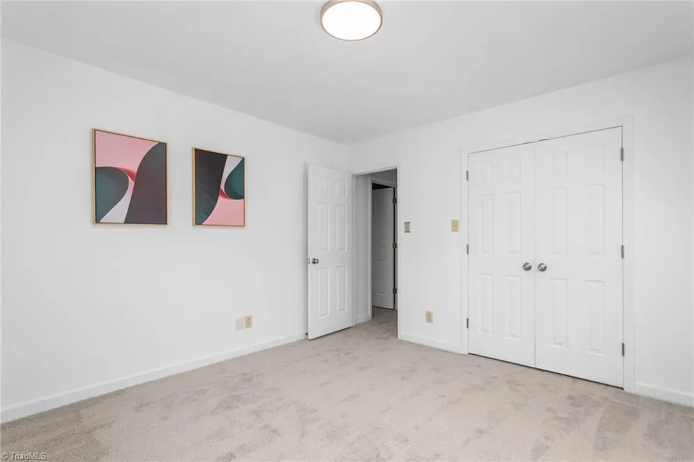 609 Central Avenue Burlington, NC 27215