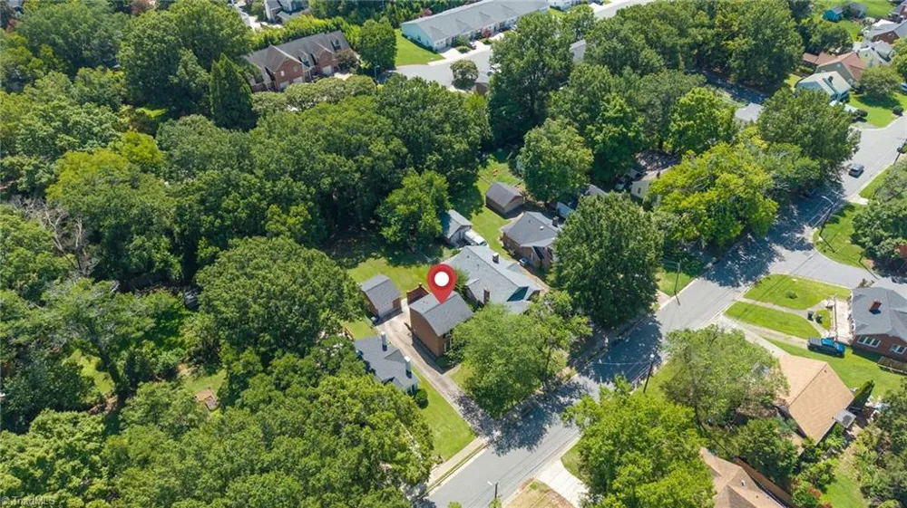 609 Central Avenue Burlington, NC 27215