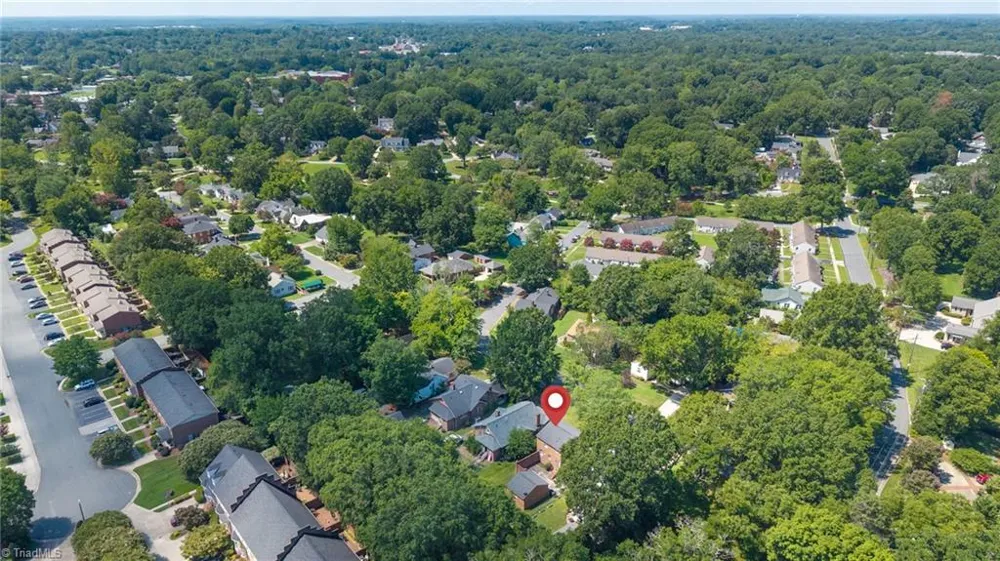609 Central Avenue Burlington, NC 27215