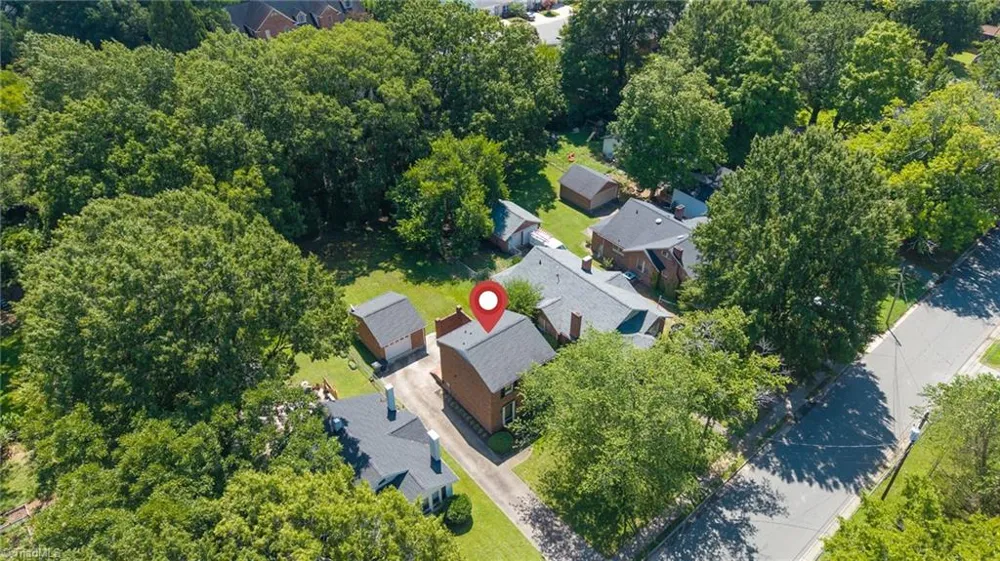 609 Central Avenue Burlington, NC 27215
