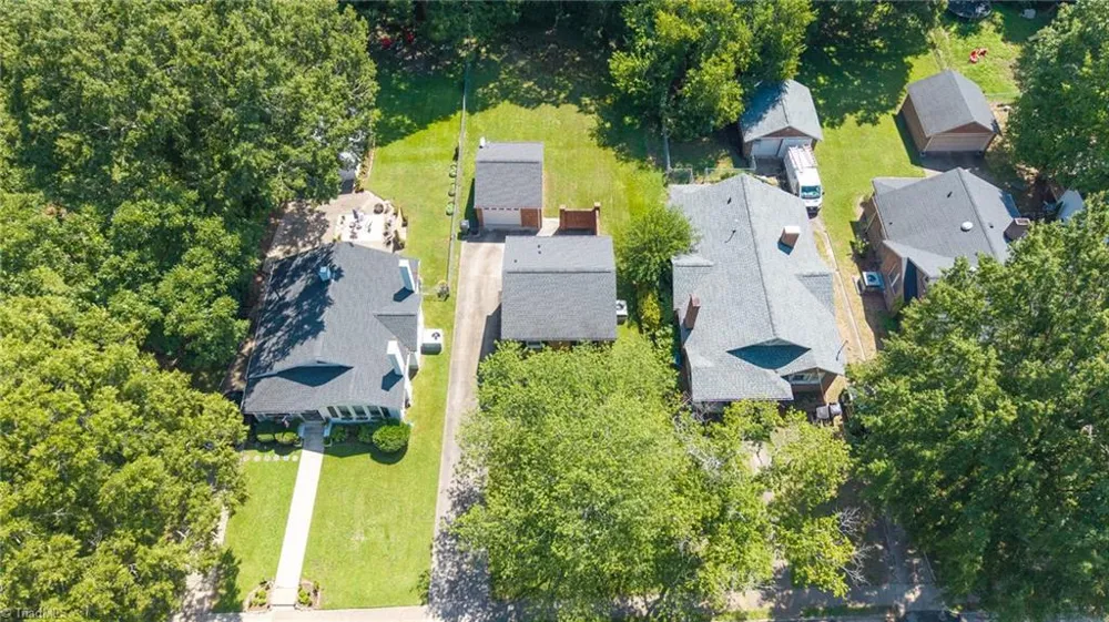 609 Central Avenue Burlington, NC 27215