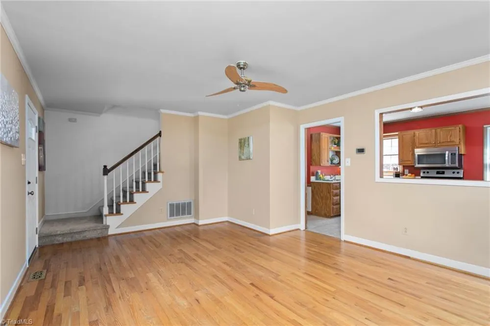 609 Central Avenue Burlington, NC 27215