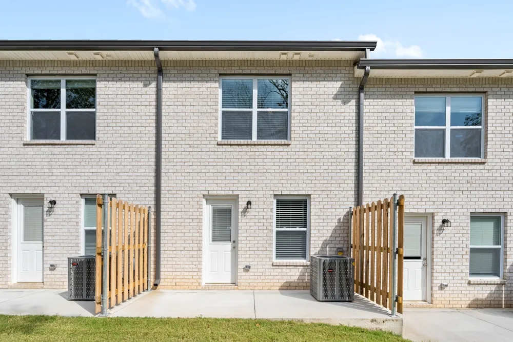 305 Longshadow Trl #E Clarksville, TN 37043