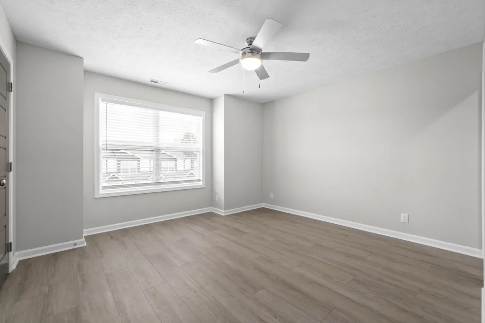 305 Longshadow Trl #E Clarksville, TN 37043