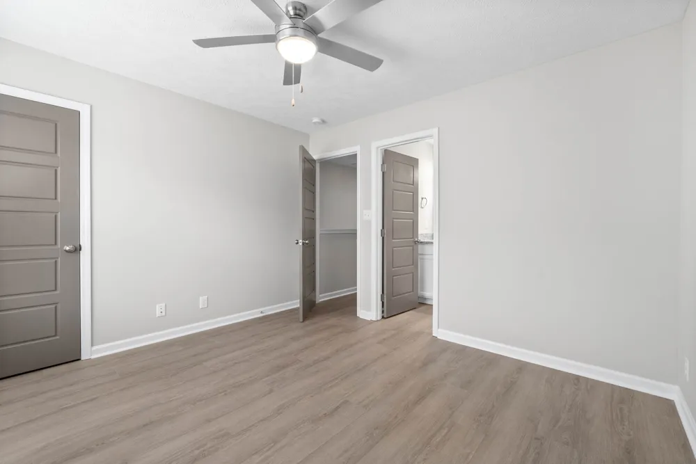 305 Longshadow Trl #E Clarksville, TN 37043