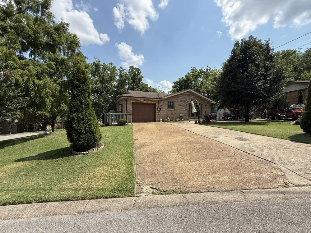 4121 Coleridge Dr Antioch, TN 37013