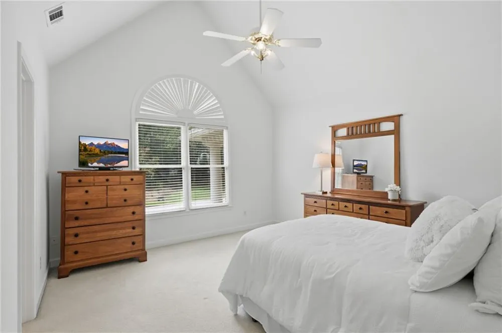 12125 Helleri Hollow Johns Creek, GA 30005