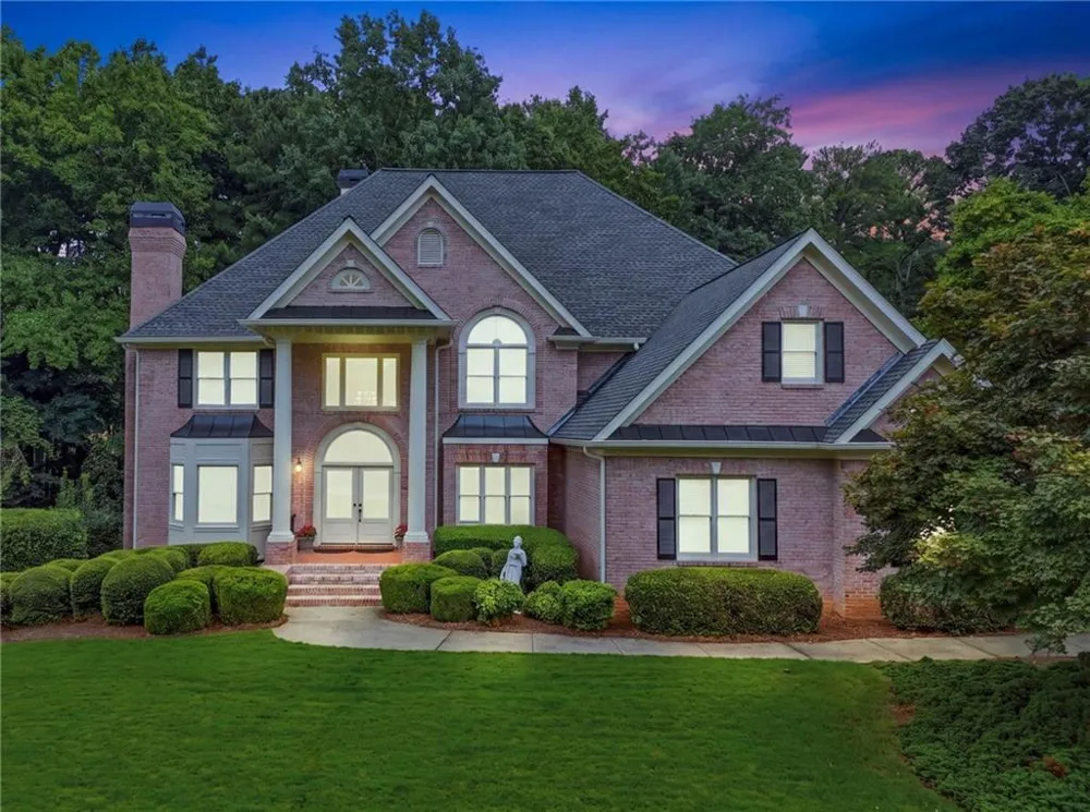 12125 Helleri Hollow Johns Creek, GA 30005