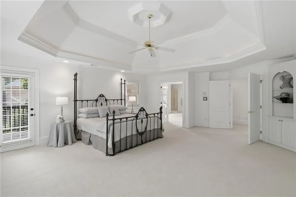 12125 Helleri Hollow Johns Creek, GA 30005