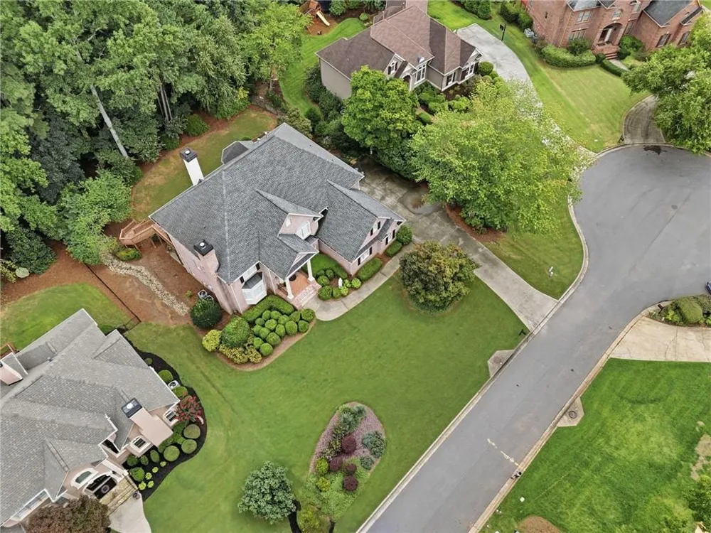 12125 Helleri Hollow Johns Creek, GA 30005