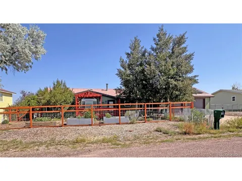 41 Granada Court