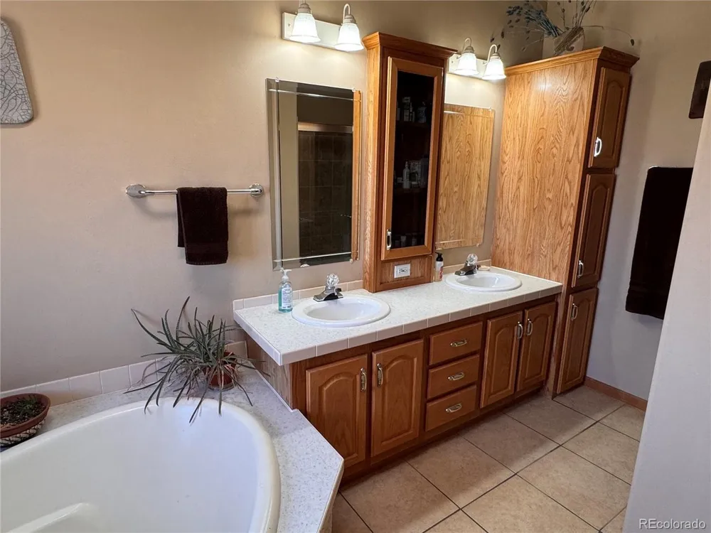 41 Granada Court Silver Cliff, CO 81252