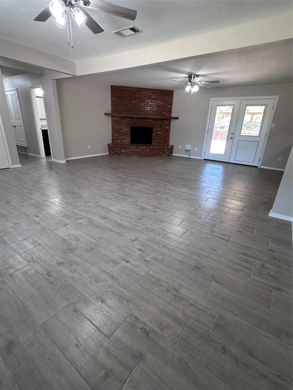 1321 Hurstview Drive Hurst, TX 76053