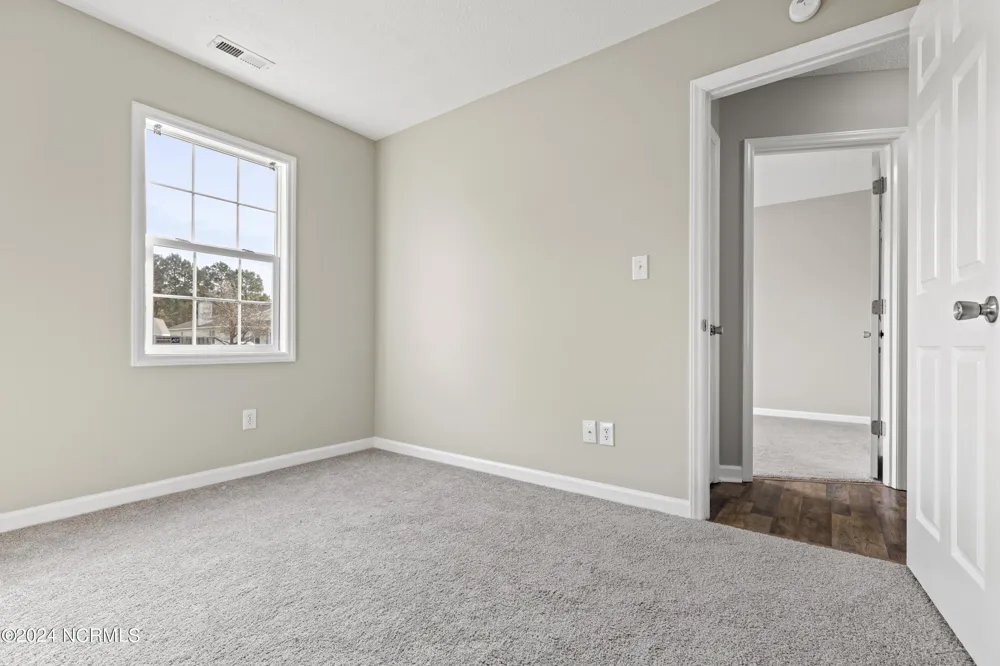 305 Foxridge Lane Hubert, NC 28539
