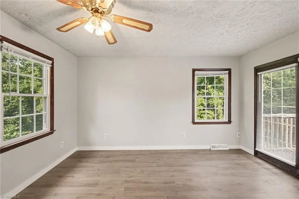 856 Lovelace Road Pelham, NC 27311