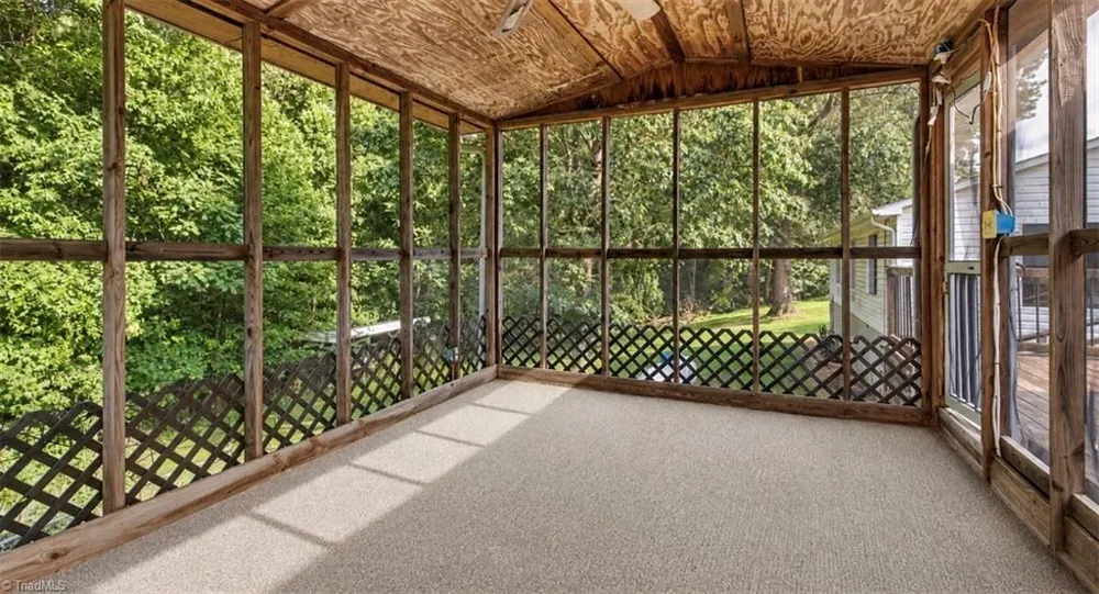 856 Lovelace Road Pelham, NC 27311