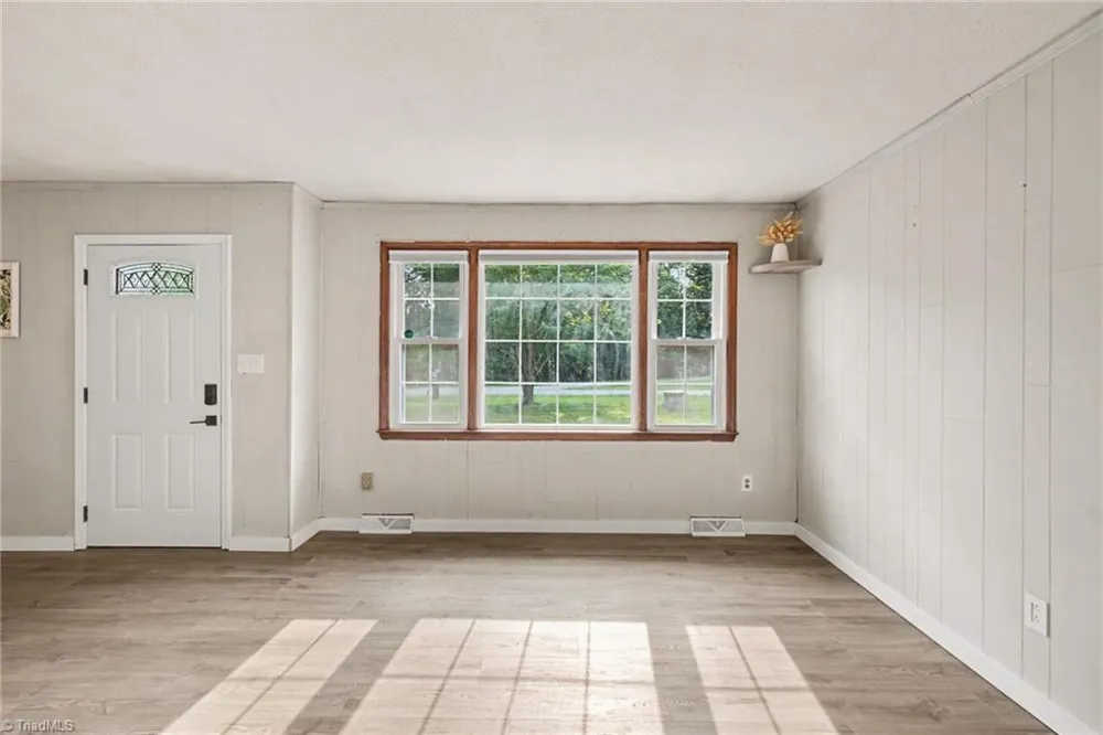 856 Lovelace Road Pelham, NC 27311