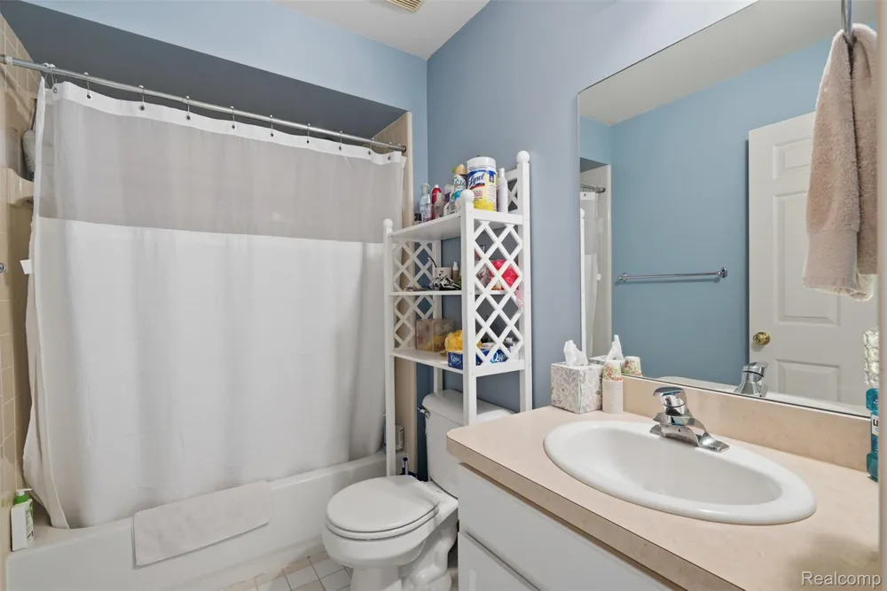 170 Fairhill Way Marion Township, MI 48843