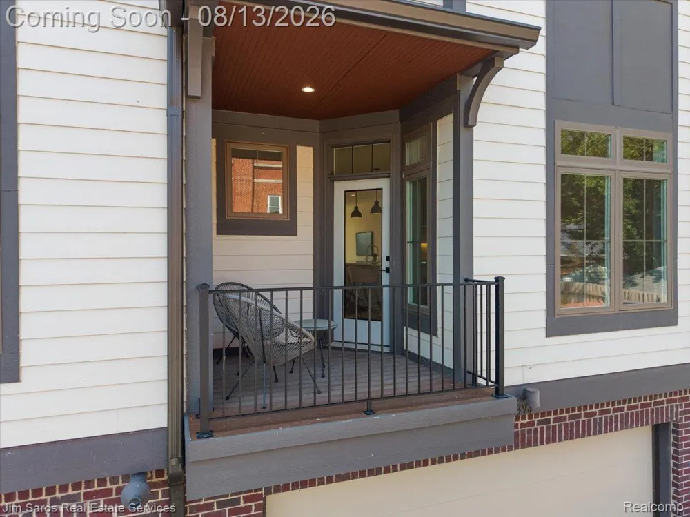 378 Notre Dame Street Grosse Pointe City, MI 48230