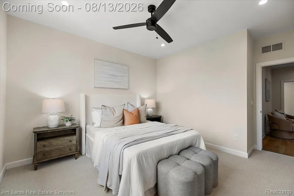 378 Notre Dame Street Grosse Pointe City, MI 48230
