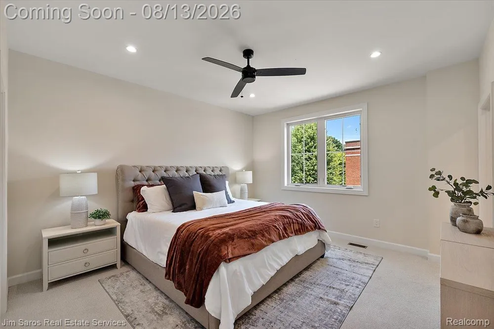 378 Notre Dame Street Grosse Pointe City, MI 48230