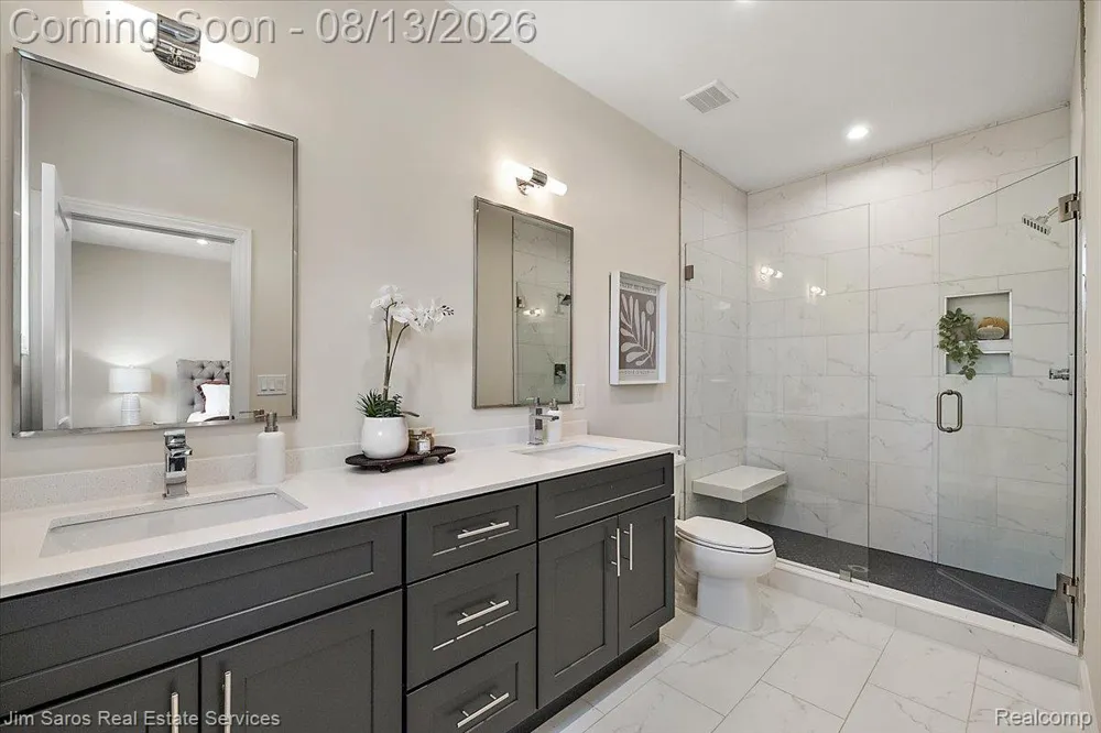 378 Notre Dame Street Grosse Pointe City, MI 48230