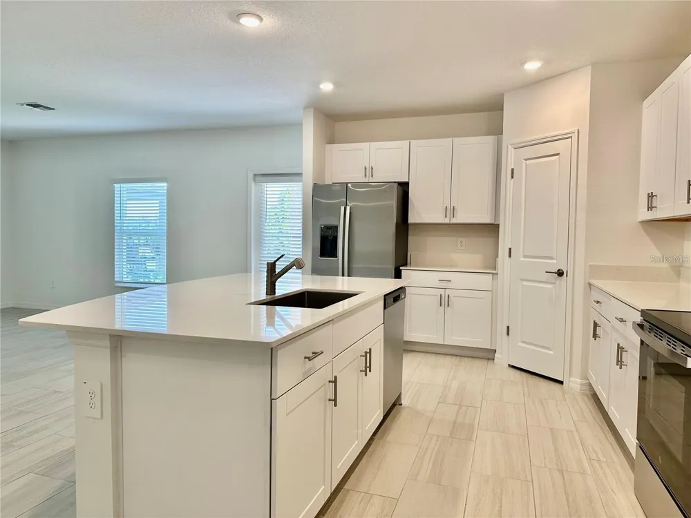 17606 HAPPYTRAILS STREET Land O Lakes, FL 34638