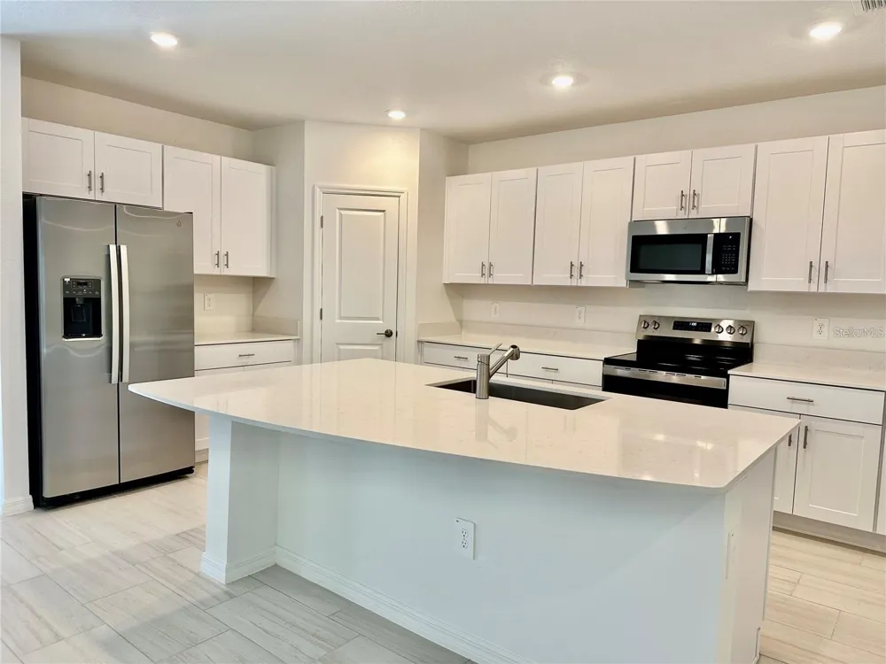 17606 HAPPYTRAILS STREET Land O Lakes, FL 34638
