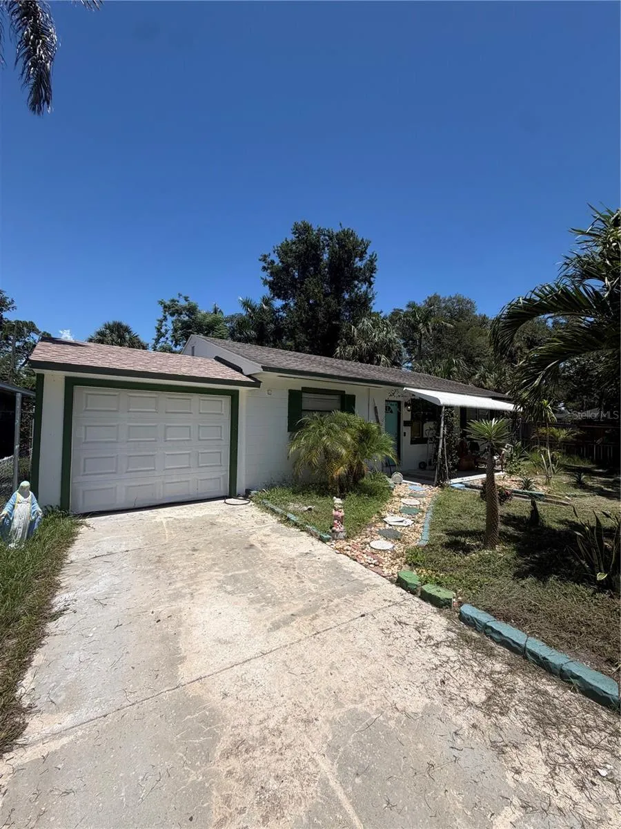811 28TH AVENUE S St Petersburg, FL 33705