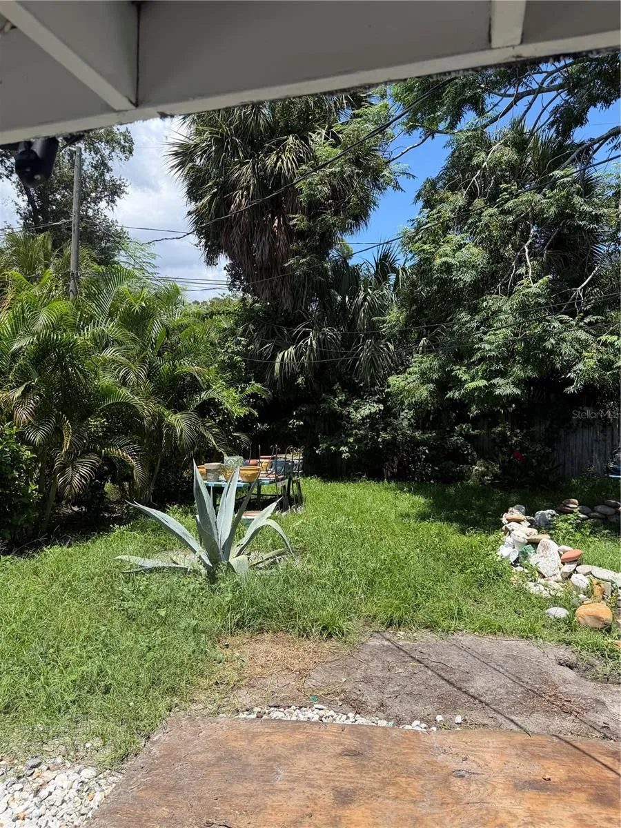 811 28TH AVENUE S St Petersburg, FL 33705