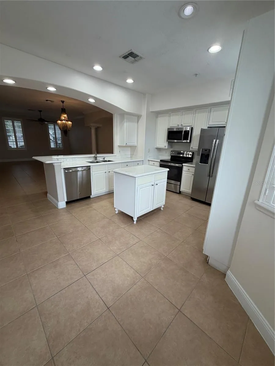 1325 COMMON WAY ROAD Orlando, FL 32814