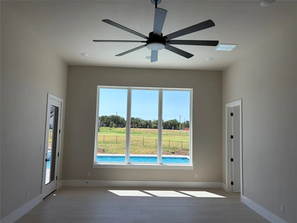 304 Mint Ridge Burleson, TX 76028