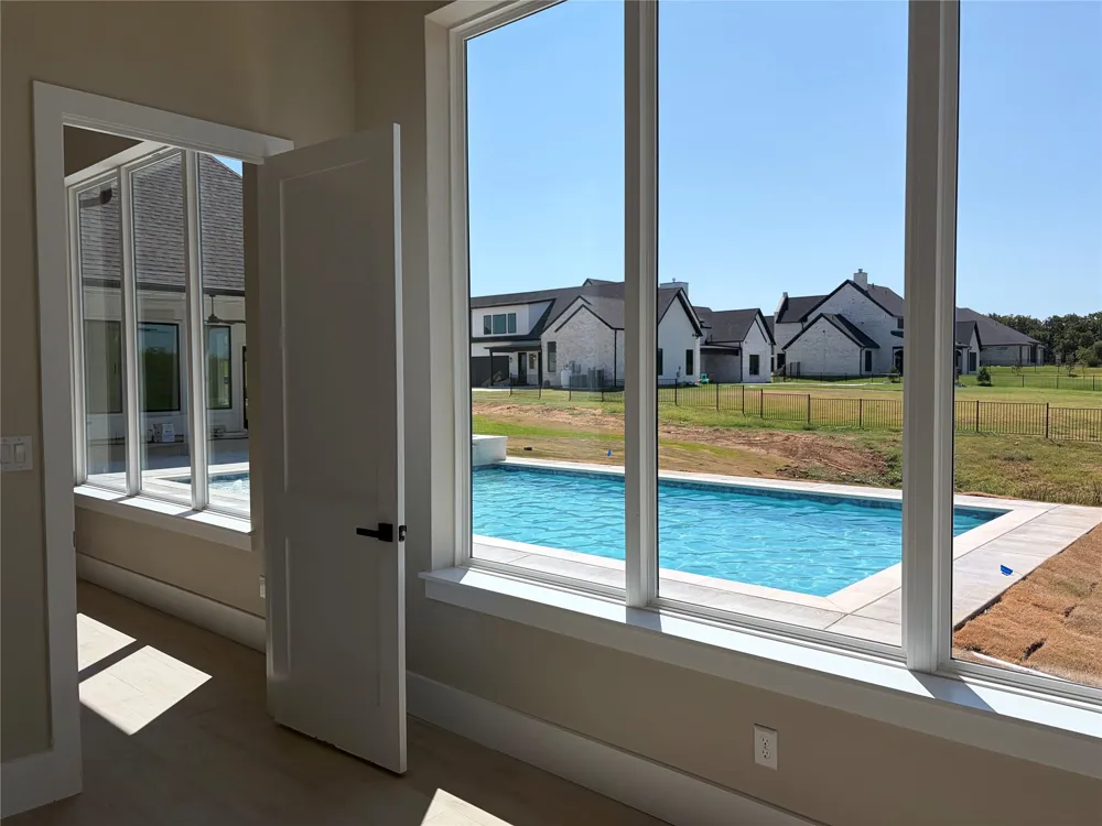 304 Mint Ridge Burleson, TX 76028