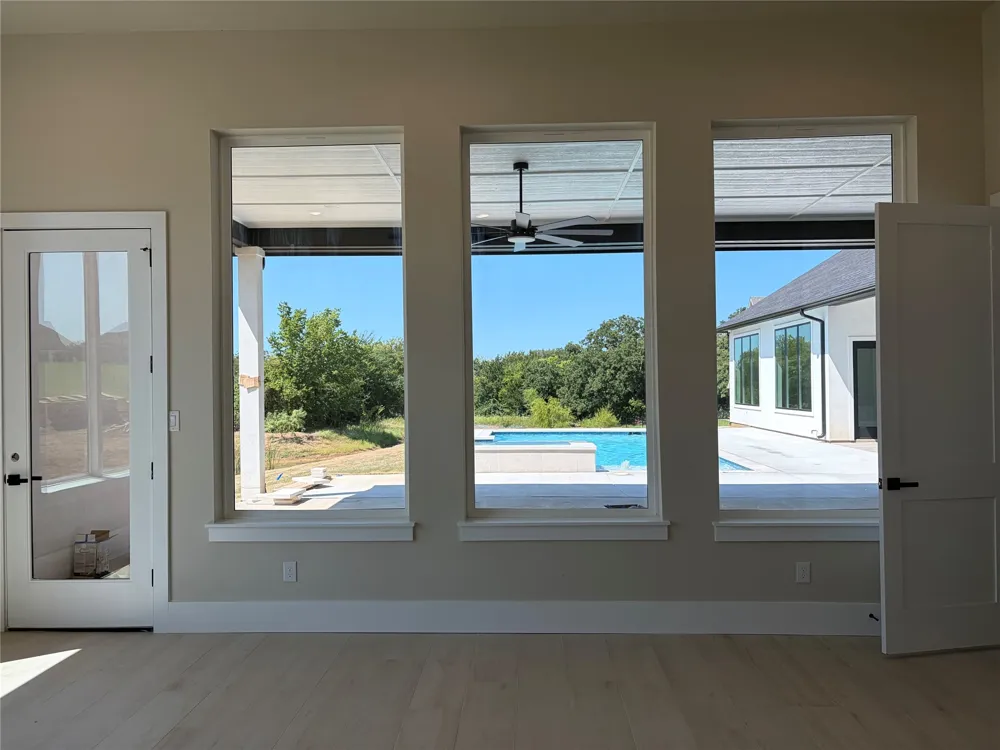 304 Mint Ridge Burleson, TX 76028