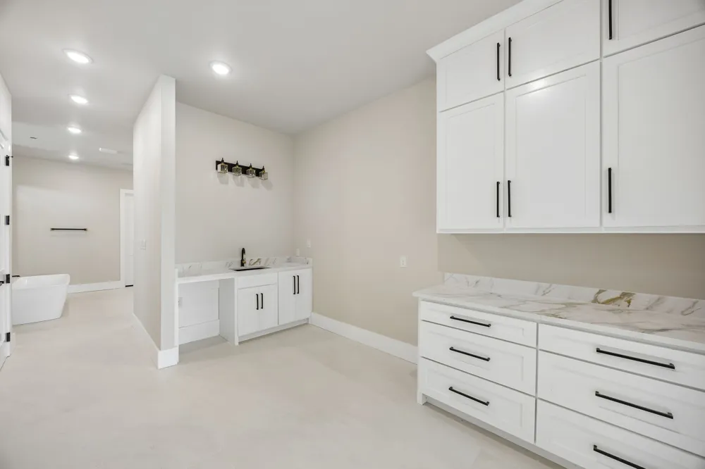 304 Mint Ridge Burleson, TX 76028