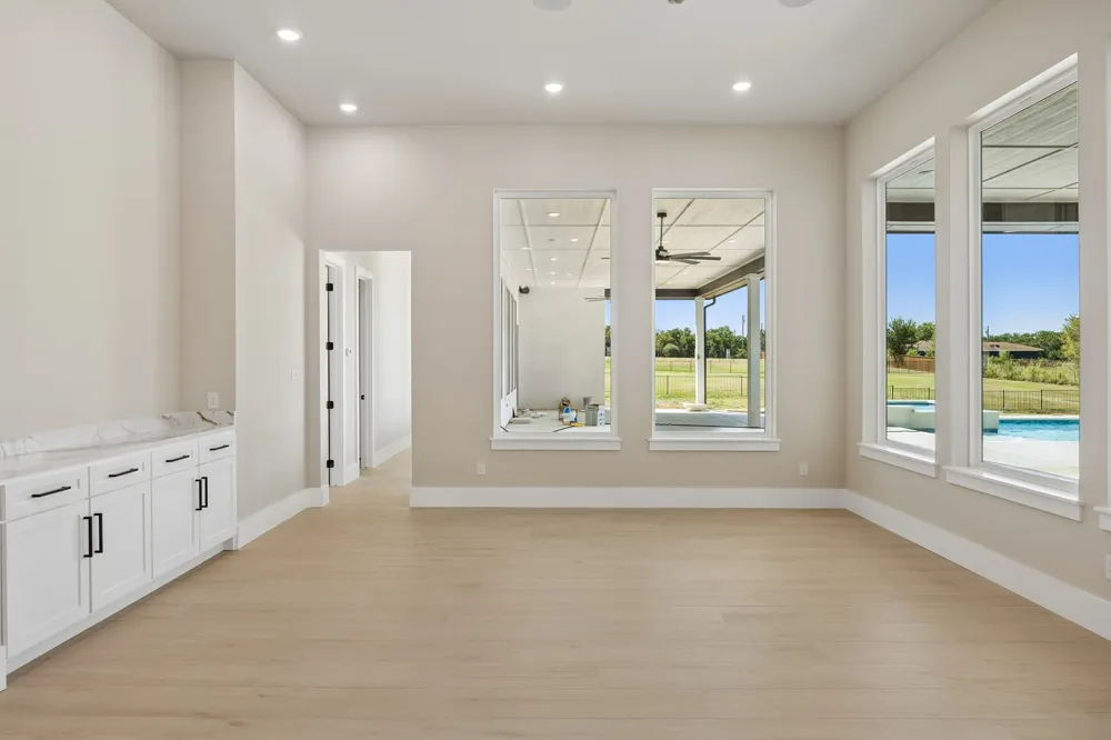 304 Mint Ridge Burleson, TX 76028