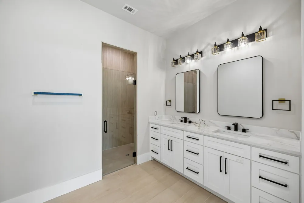 304 Mint Ridge Burleson, TX 76028