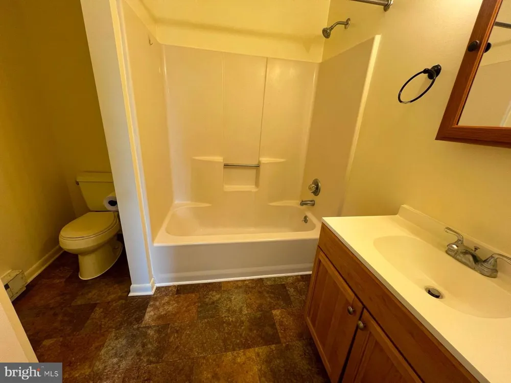 303 HACKBERRY DRIVE Stephens City, VA 22655