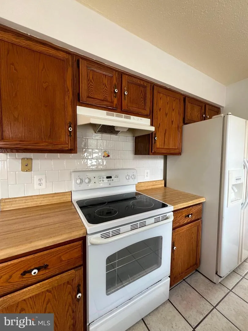 303 HACKBERRY DRIVE Stephens City, VA 22655