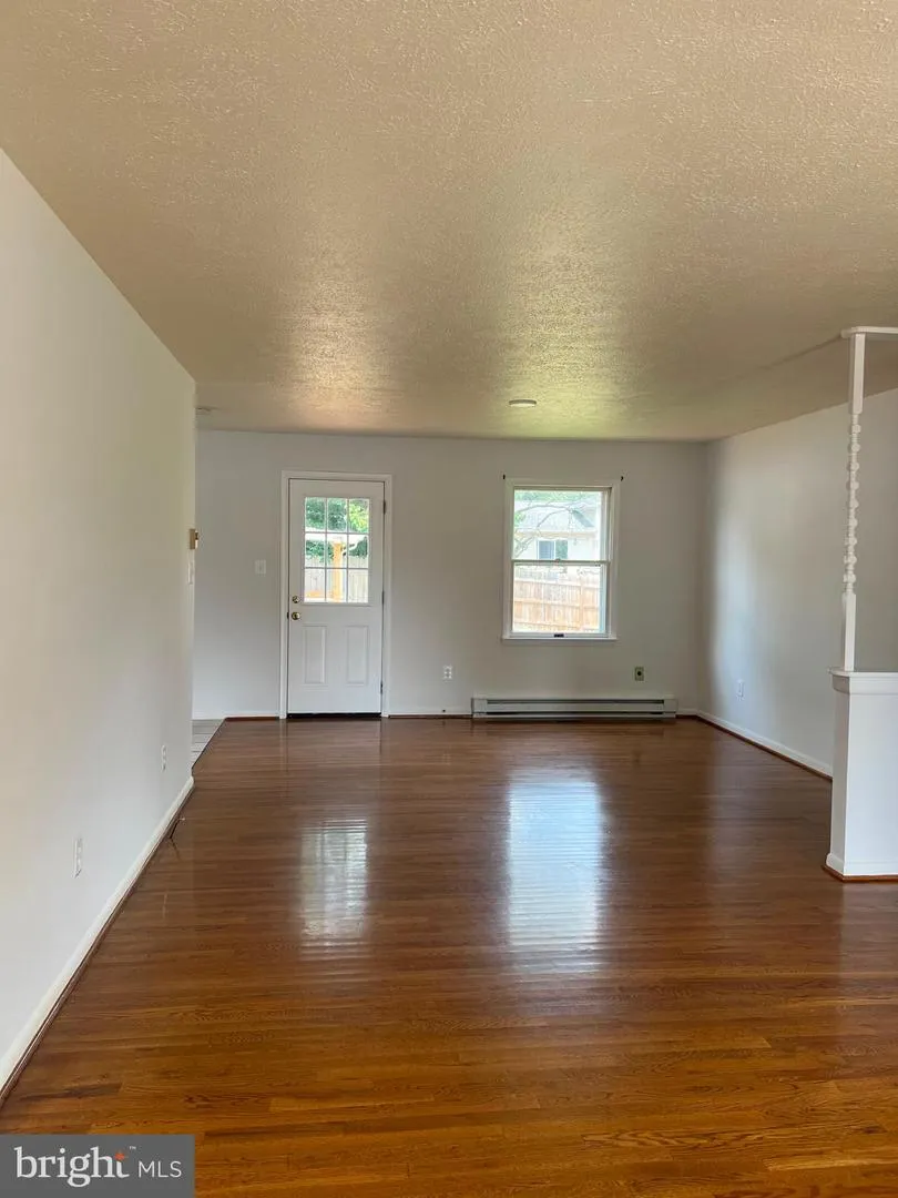 303 HACKBERRY DRIVE Stephens City, VA 22655