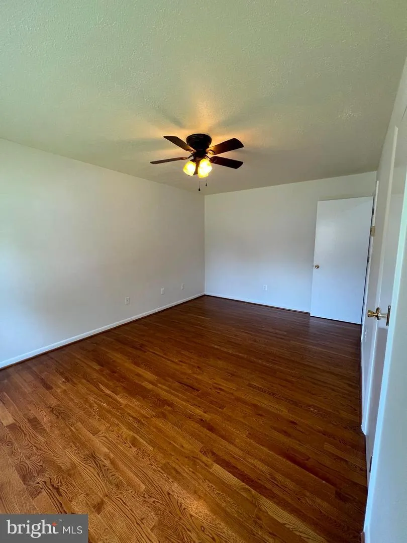 303 HACKBERRY DRIVE Stephens City, VA 22655