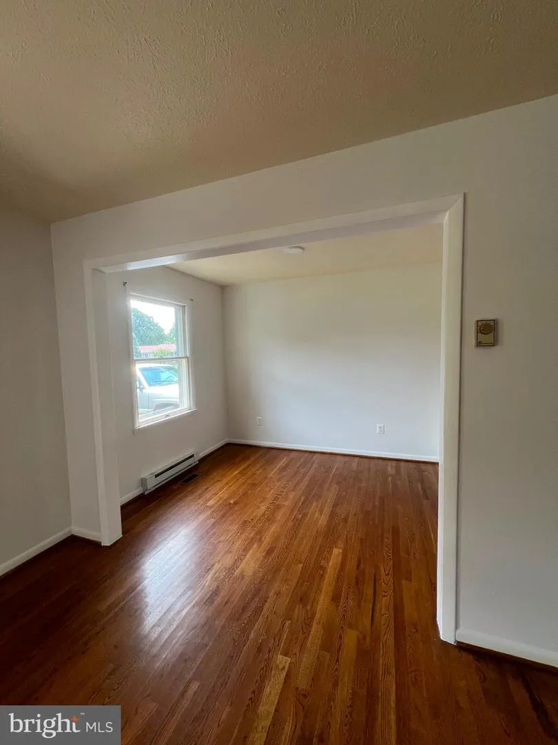 303 HACKBERRY DRIVE Stephens City, VA 22655