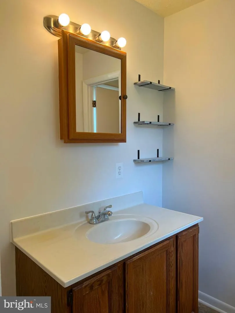 303 HACKBERRY DRIVE Stephens City, VA 22655