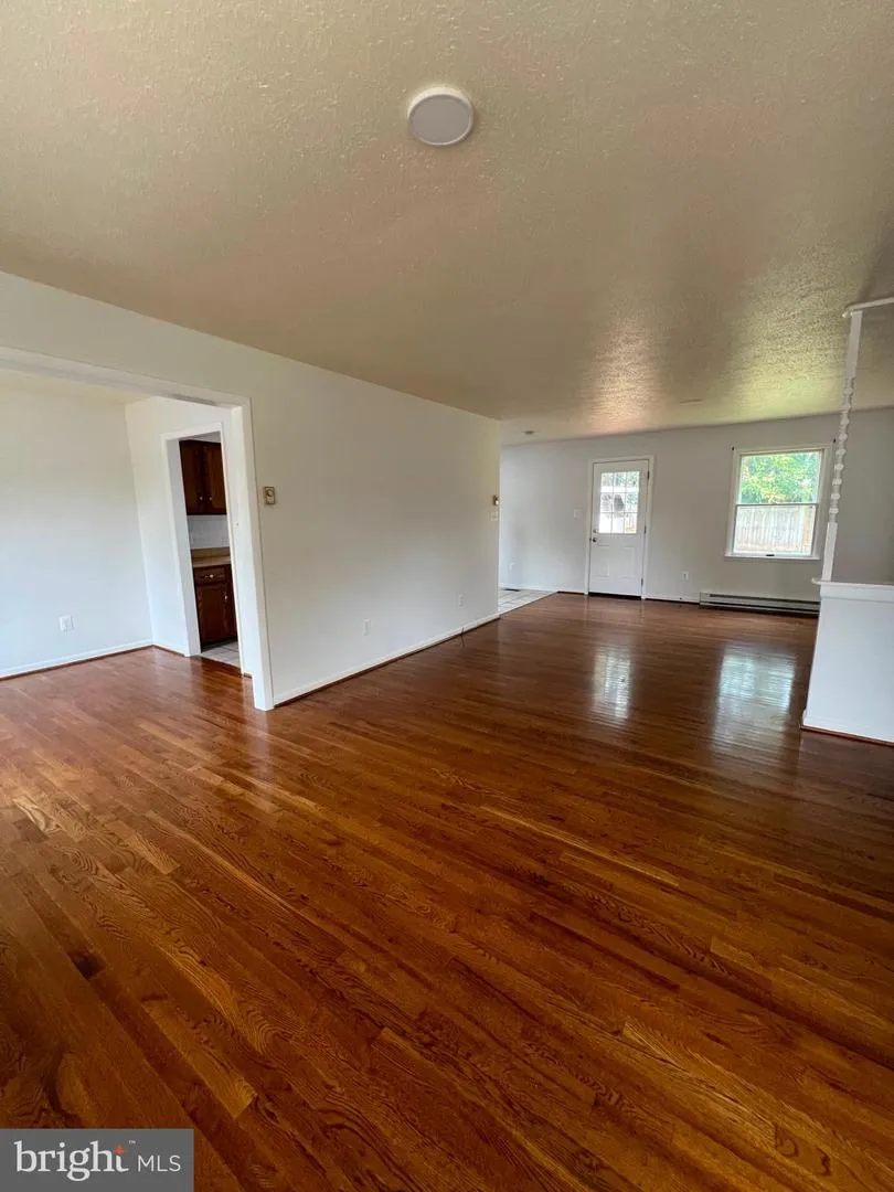 303 HACKBERRY DRIVE Stephens City, VA 22655