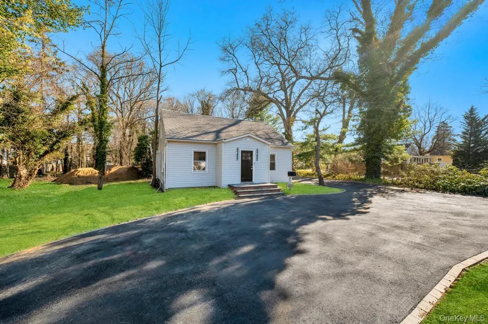 624 Townline Road Hauppauge, NY 11788
