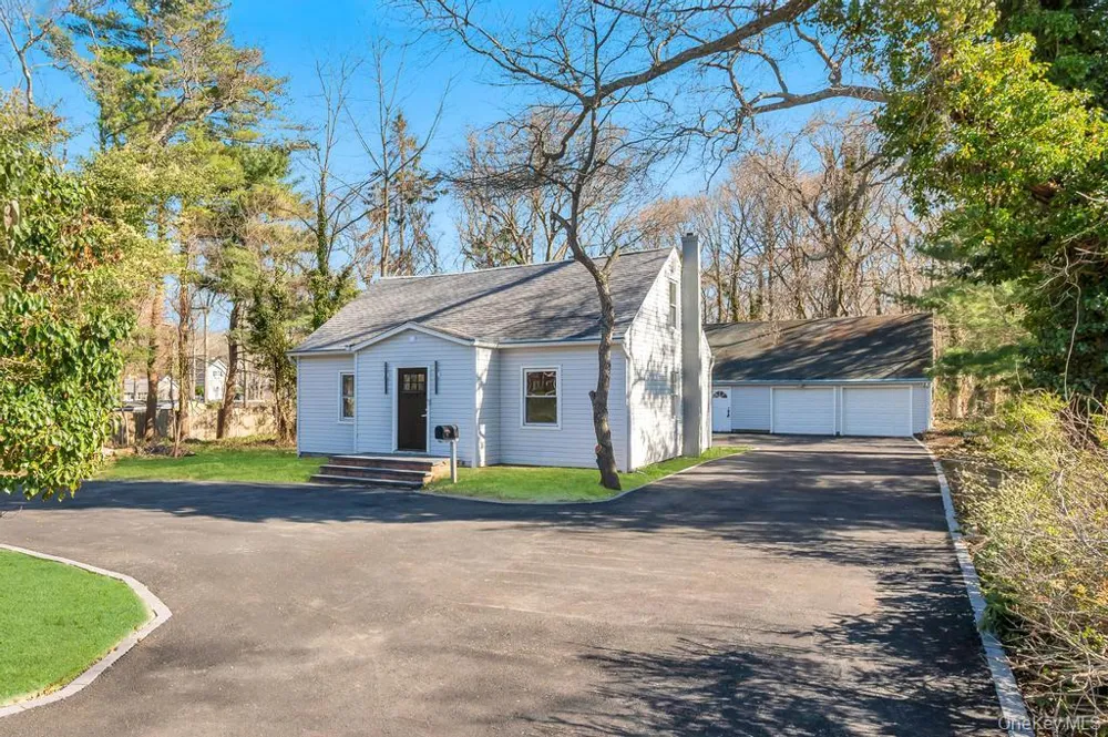624 Townline Road Hauppauge, NY 11788