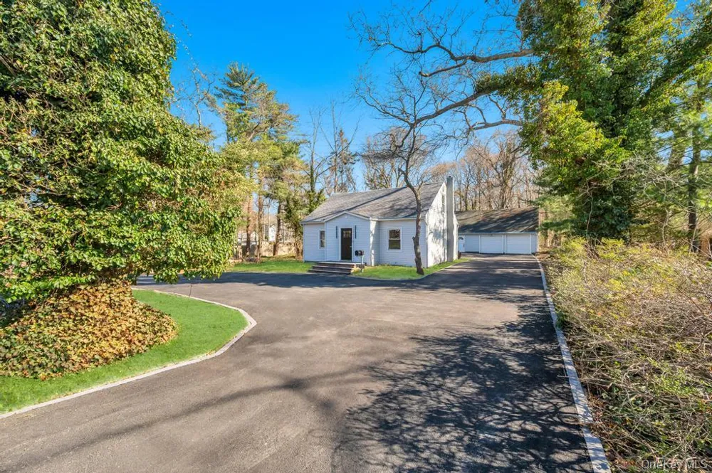 624 Townline Road Hauppauge, NY 11788